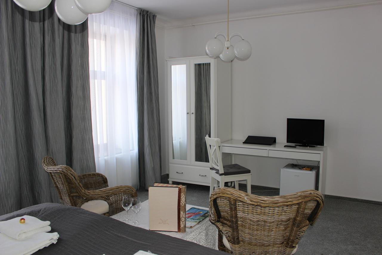 Hotel Amadeus Чешка Будьовица Екстериор снимка