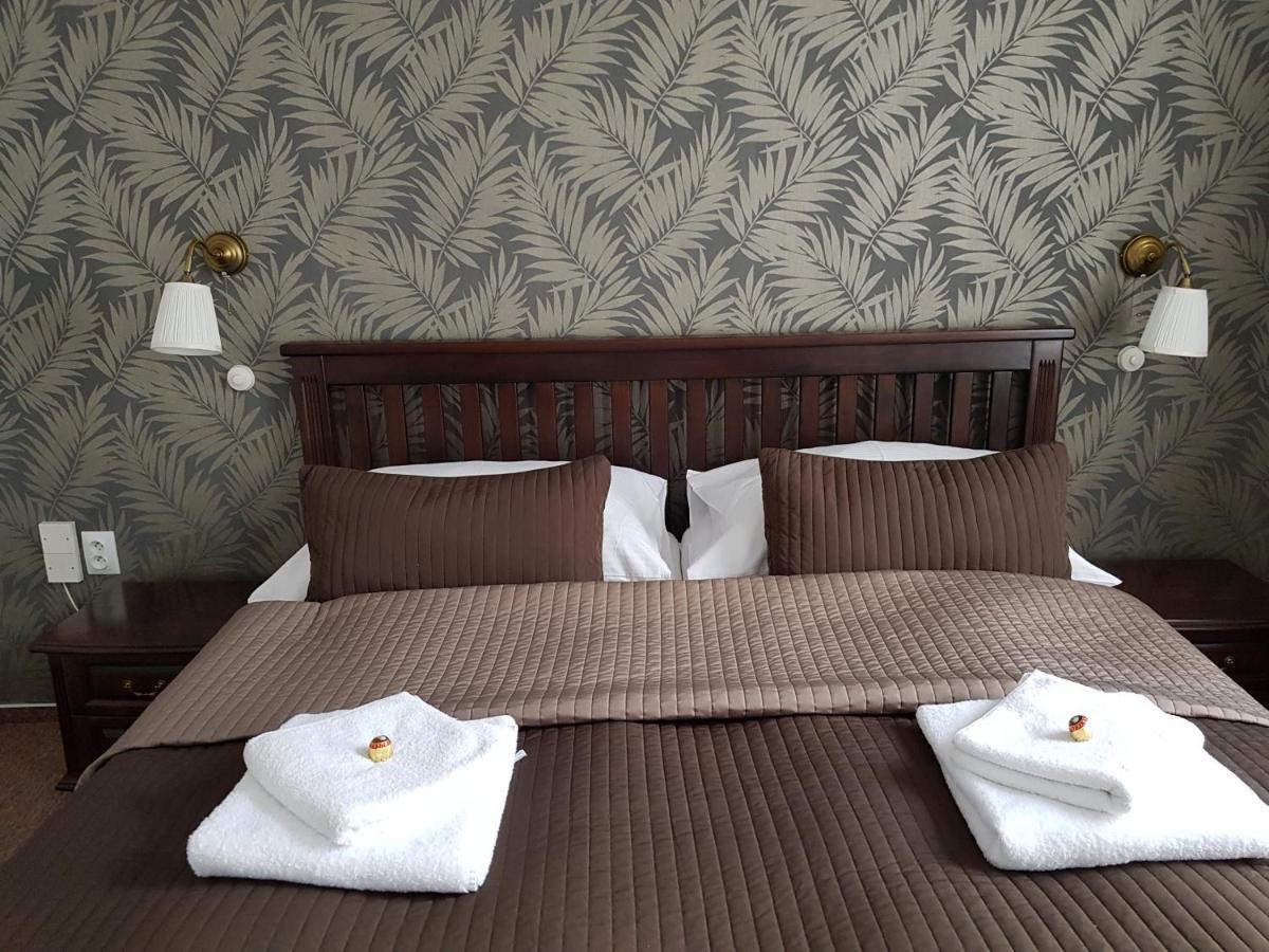 Hotel Amadeus Чешка Будьовица Екстериор снимка